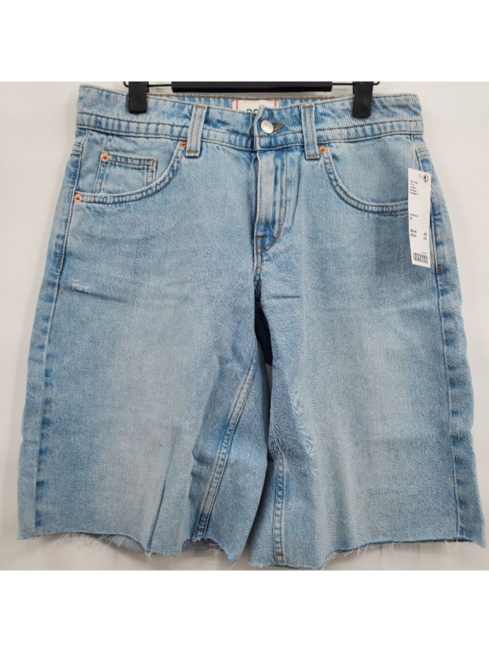 BDG Front Runner Mid Rise Baggy Jorts Jean Shorts Women Size 27 NWT Raw Hem